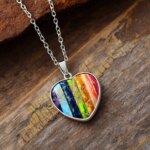 Colgante en forma de corazón del bienestar de los 7 chakras