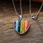 Colgante en forma de corazón del bienestar de los 7 chakras