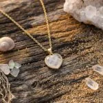 Collar del Amor Fructífero — Corazón de Piedra Natural