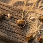Collar del Amor Fructífero — Corazón de Piedra Natural