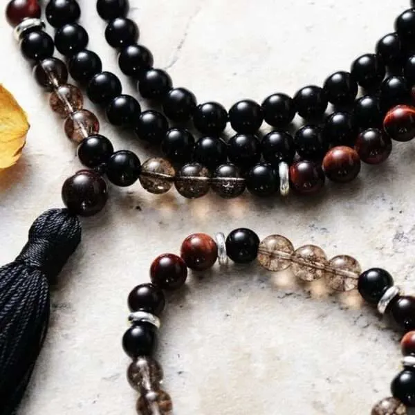 Conjunto Japa Mala 108 cuentas con ónix negro, ojo de tigre y cuarzo ahumado