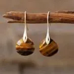 Pendientes de la clara percepción con 6 piedras naturales facetadas