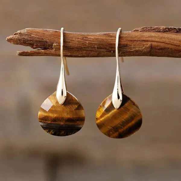 Pendientes de la clara percepción con 6 piedras naturales facetadas