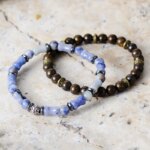 Conjunto de pulseras del buen alquimista con broncita y amazonita azul