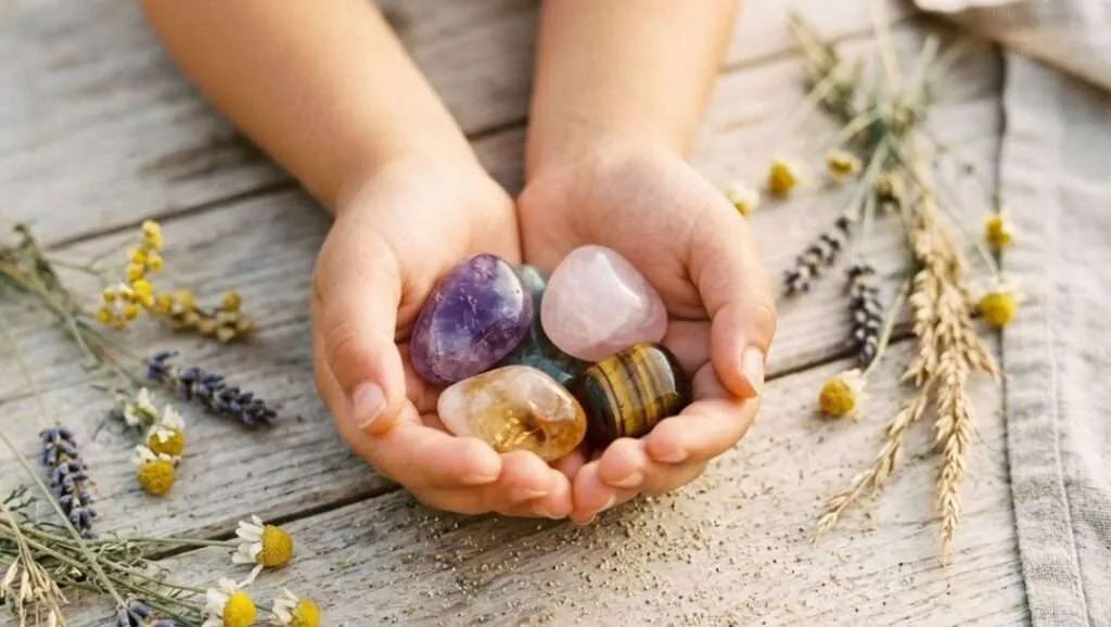 7 piedras naturales indicadas para niños y bebés