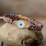 Pulsera de la protección al mal de ojo con jaspe, nácar y circonita