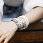 Pulsera vegana del oleaje cristalino con piedras de cuarzo cristal