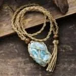 Colgante macramé con piedra protectora en bruto (5 piedras)