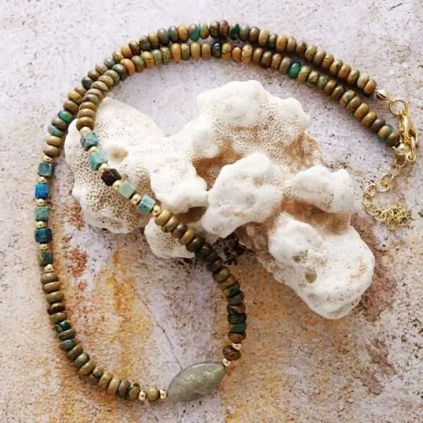 Collar boho de la culminación de mi proyecto vital con jaspe y labradorita