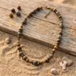 Collar boho para hombre con cuentas de madera de sándalo y ágata