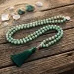 Collar Japa Mala 108 cuentas con piedras de Jade Birmano y Árbol de la Vida