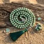 Collar Japa Mala 108 cuentas con piedras de Jade Birmano y Árbol de la Vida