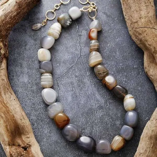 Collar de la lucha contra el estado de fatiga con piedras de ágata de Botswana