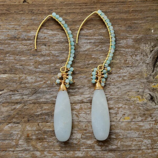Pendientes largos bohemios con piedras de amazonita o cuarzo rosa