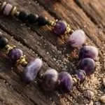 Collar boho unisex con gemas de ojo de tigre, amatista o lapislázuli