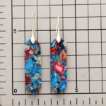 Pendientes de la alineación de mente, cuerpo y espíritu con jaspe multicolor