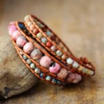 Pulsera del estímulo de la fertilidad con piedras de rodonita y jaspe