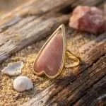 Anillo Boho Ajustable de los 5 Corazones con Piedra Natural