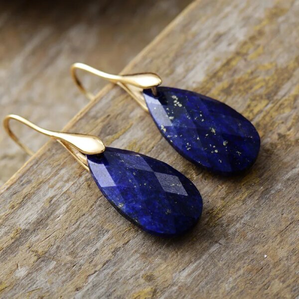 Pendientes boho en forma de lágrima con piedras naturales facetadas