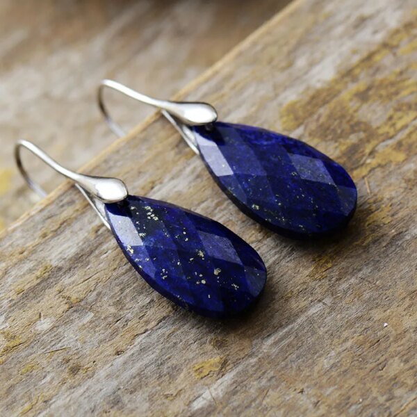 Pendientes boho en forma de lágrima con piedras naturales facetadas