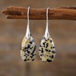 Pendientes boho en forma de lágrima con piedras naturales facetadas