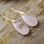 Pendientes boho en forma de lágrima con piedras naturales facetadas