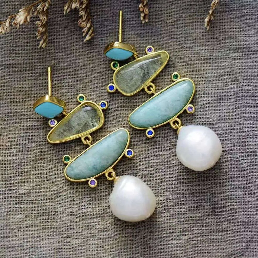 Pendientes gypsy con perlas de agua dulce y piedras naturales Pendientes gypsy con perlas de agua dulce y piedras naturales