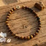 Conjunto espiritual de collar y pendientes con cuentas de piedras naturales