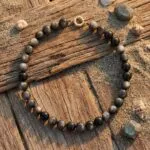 Conjunto espiritual de collar y pendientes con cuentas de piedras naturales