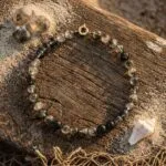 Conjunto espiritual de collar y pendientes con cuentas de piedras naturales