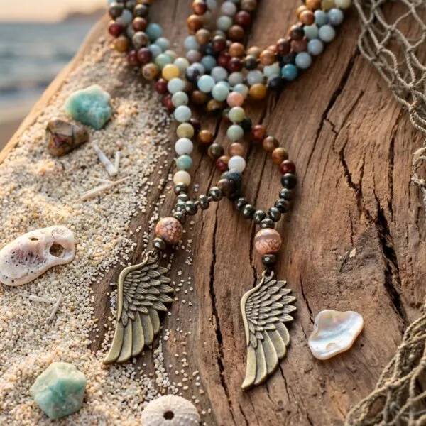 Collar Lariat con Ala de Ángel y Piedras Naturales