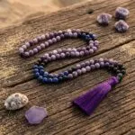 Conjunto Japa Mala 108 cuentas con lepidolita, ónix negro y lapislázuli