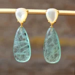 Pendientes "Amor de Océano" con fluorita verde y nácar