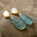 Pendientes "Amor de Océano" con fluorita verde y nácar
