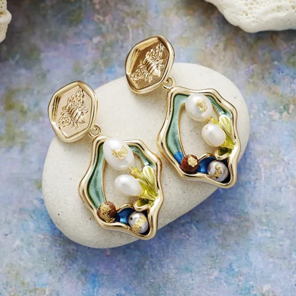 Pendientes bohemios "mar y montaña" con flores de perlas de agua dulce
