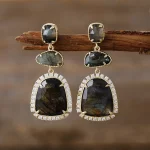 Pendientes elegantes con circonita y 4 piedras naturales de poder
