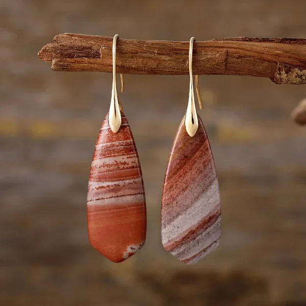 Pendientes del arte bohemio con piedras naturales de jaspe