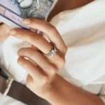 Anillo Triple Luna con piedra lunar – Símbolo de la Fuerza y Ciclos Femeninos