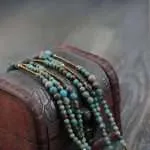 Collar Largo "Alma de Gaia" con Crisocola y Semillas Naturales