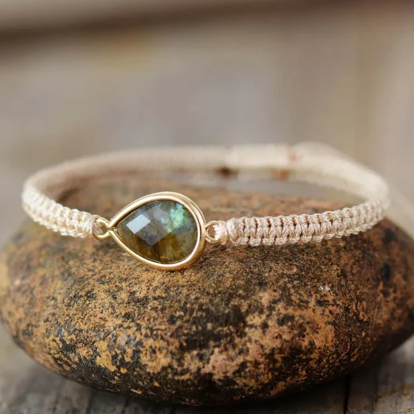 Pulsera Minimalista de la Esencia Sutil con Piedra Lunar o Labradorita