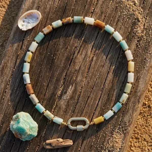 Gargantilla 'Raíces del Viento' con Piedras Naturales