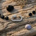 Gargantilla 'Raíces del Viento' con Piedras Naturales