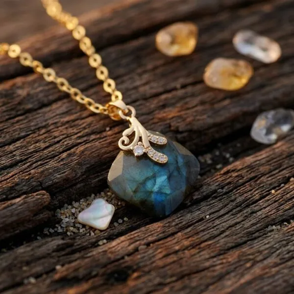 Collar 'Luz Boreal' con Labradorita Geométrica – Cuadrada, Rectangular o Triangular