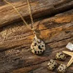 Collares boho de la clara percepción con piedras naturales facetadas