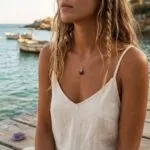 Collares boho de la clara percepción con piedras naturales facetadas