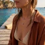 Collares boho de la clara percepción con piedras naturales facetadas