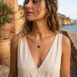 Collares boho de la clara percepción con piedras naturales facetadas