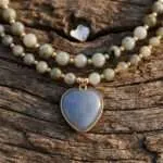 Gargantilla 'Círculo de Vida' con Piedras Naturales – Corazón o Símbolo Zen
