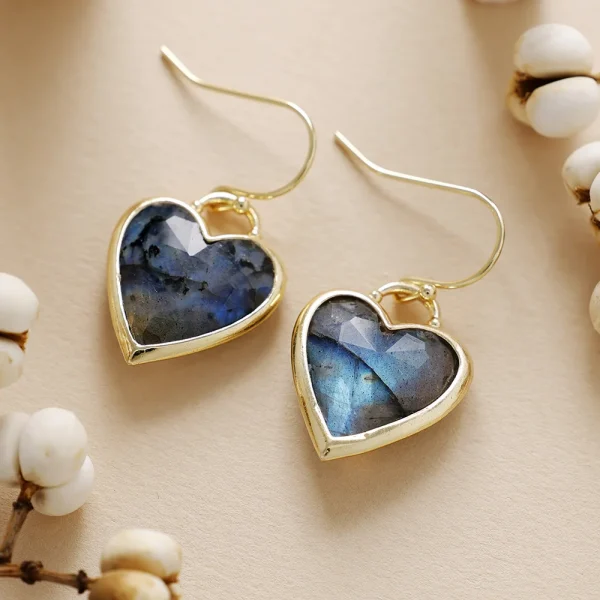 Pendientes boho de Mi Corazón Loco, con corazones de Piedra Natural