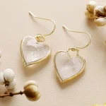 Pendientes boho de Mi Corazón Loco, con corazones de Piedra Natural